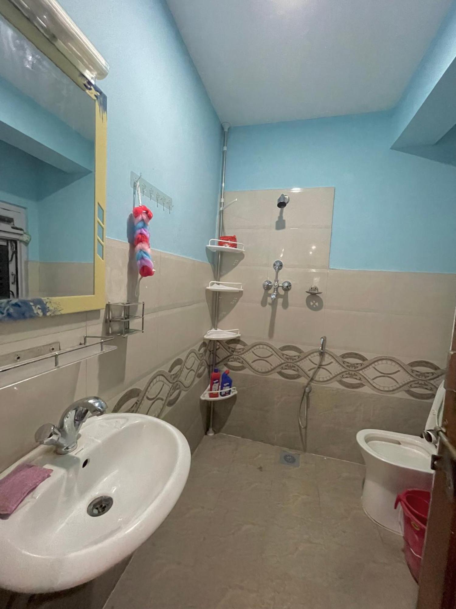 Mountain View Escape Apartment Kathmandu Exterior photo