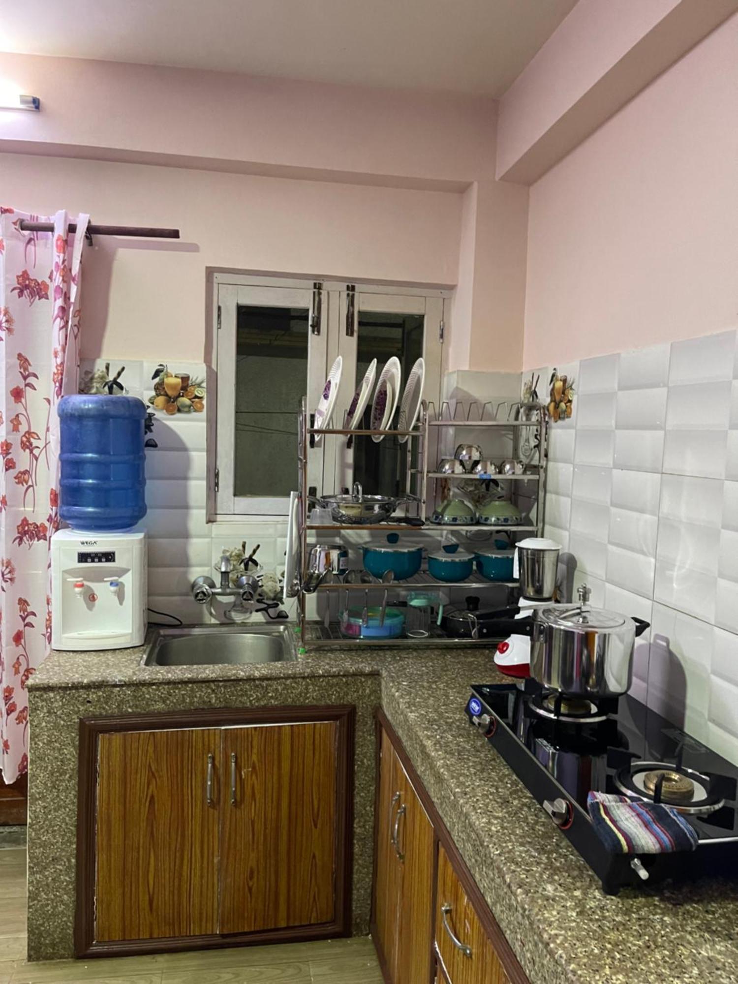 Mountain View Escape Apartment Kathmandu Exterior photo