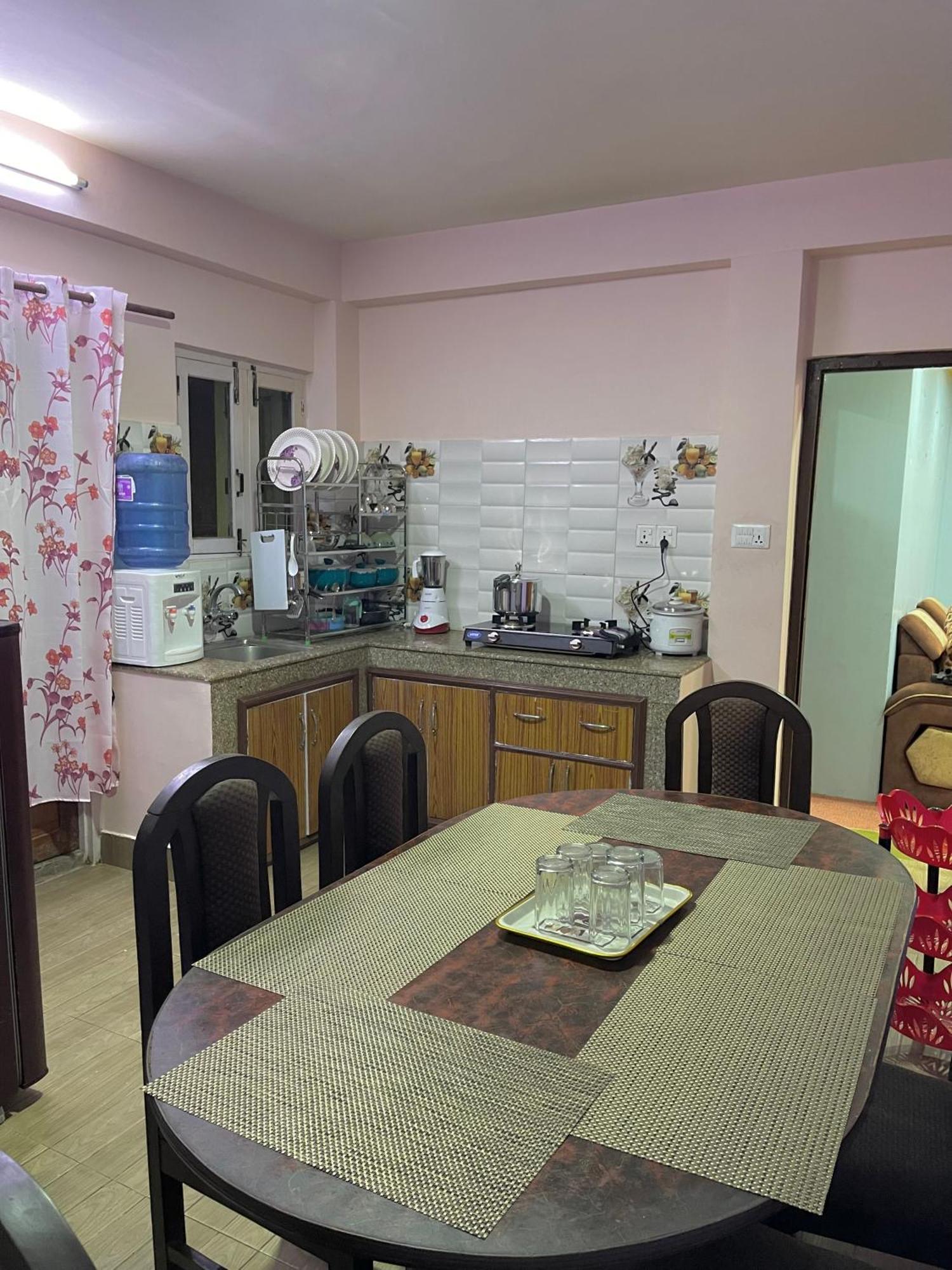 Mountain View Escape Apartment Kathmandu Exterior photo
